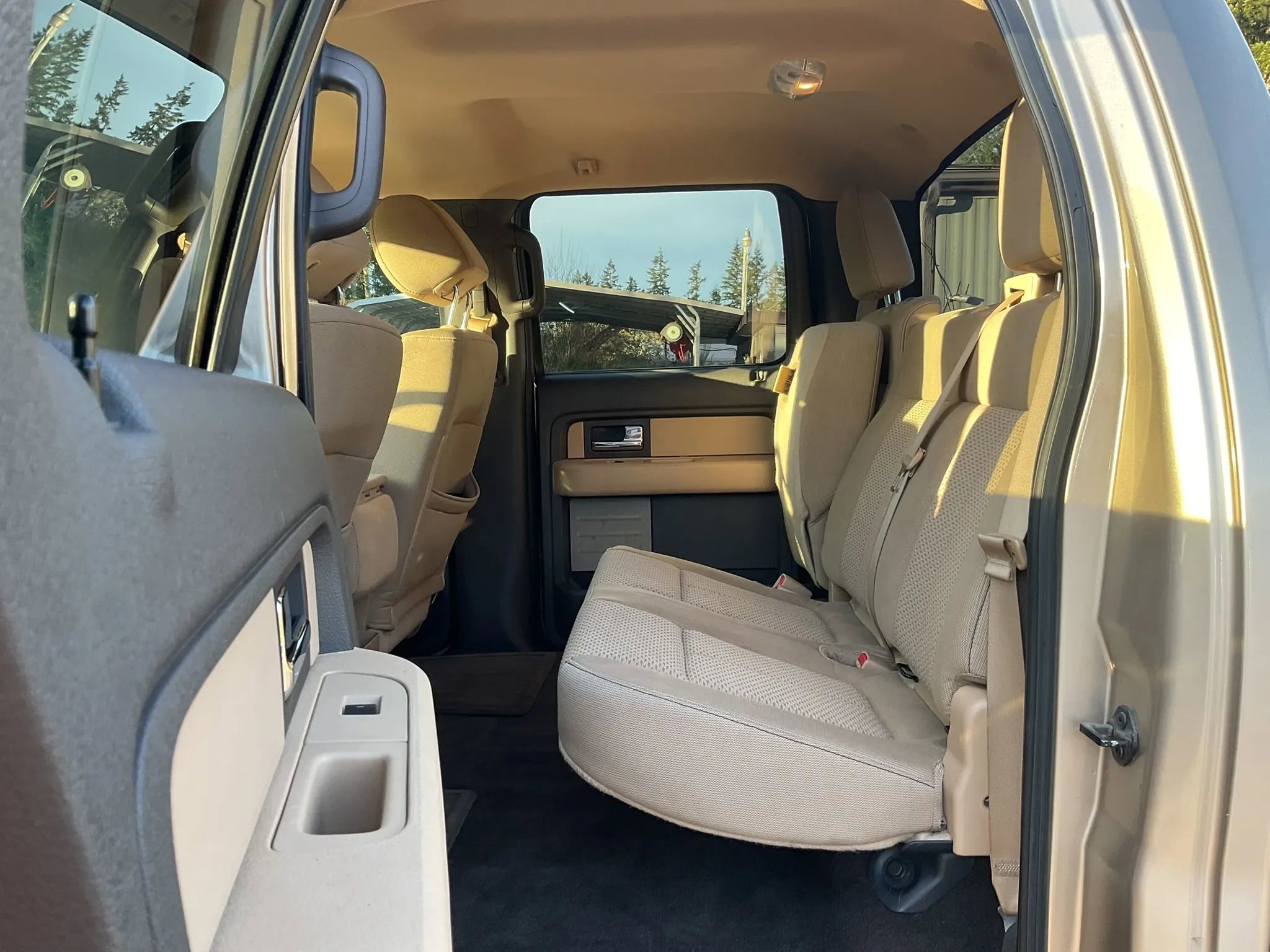 Used 2013 Ford F150 XLT w/ XLT Chrome Pkg image 10