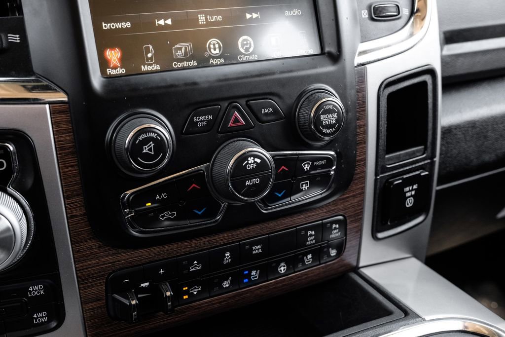 Used 2017 RAM 1500 Laramie w/ Convenience Group image 22