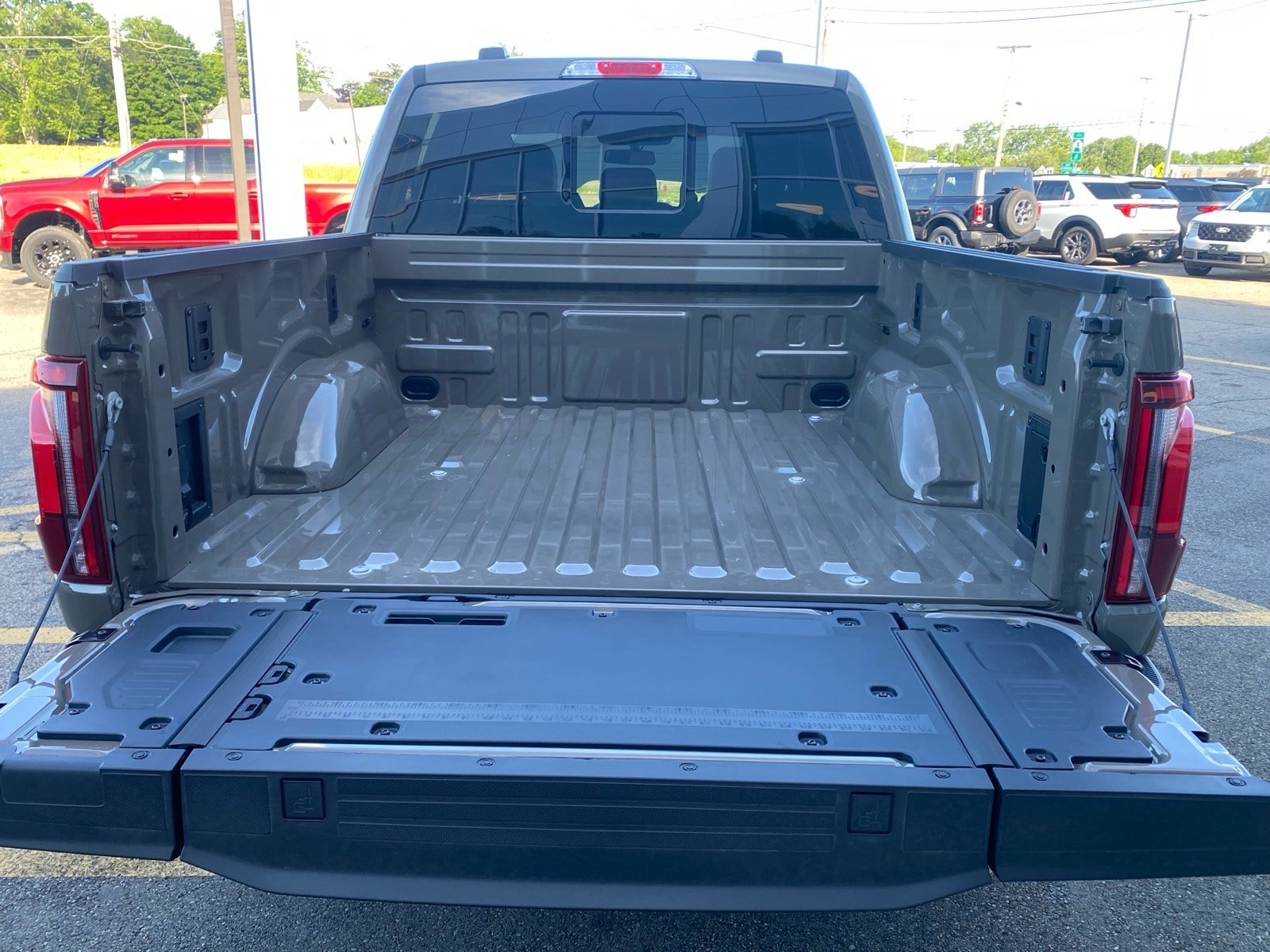 Used 2026 Ford F150 Lariat w/ Equipment Group 501A Mid RWD image 27