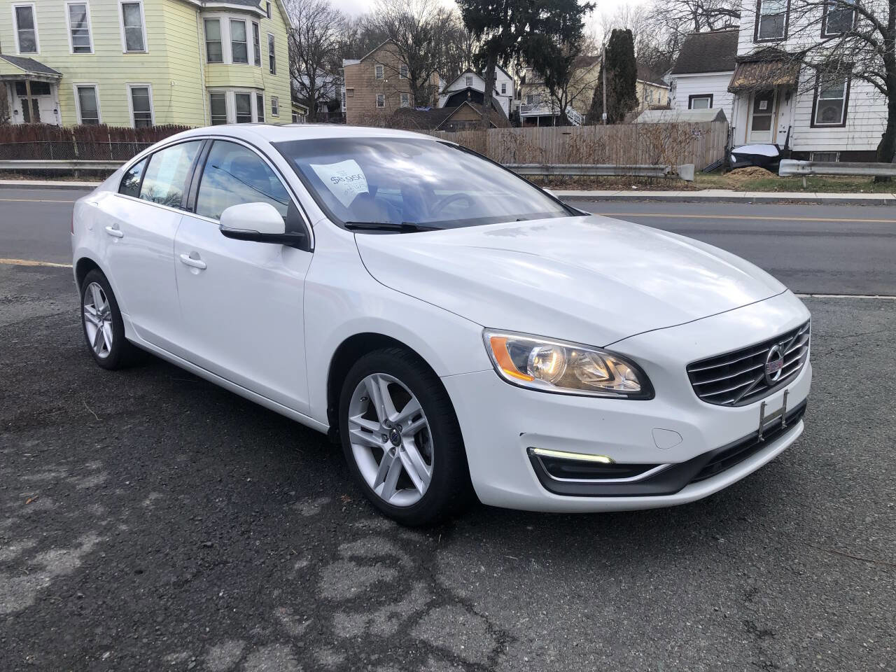 Used 2015 Volvo S60 T5 Premier Plus image 1