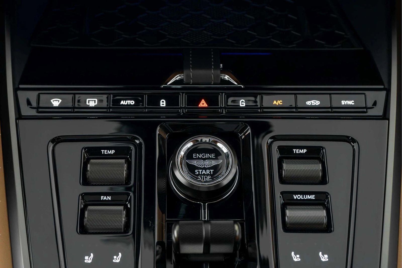 New 2026 Aston Martin DBX S AWD/4WD image 42