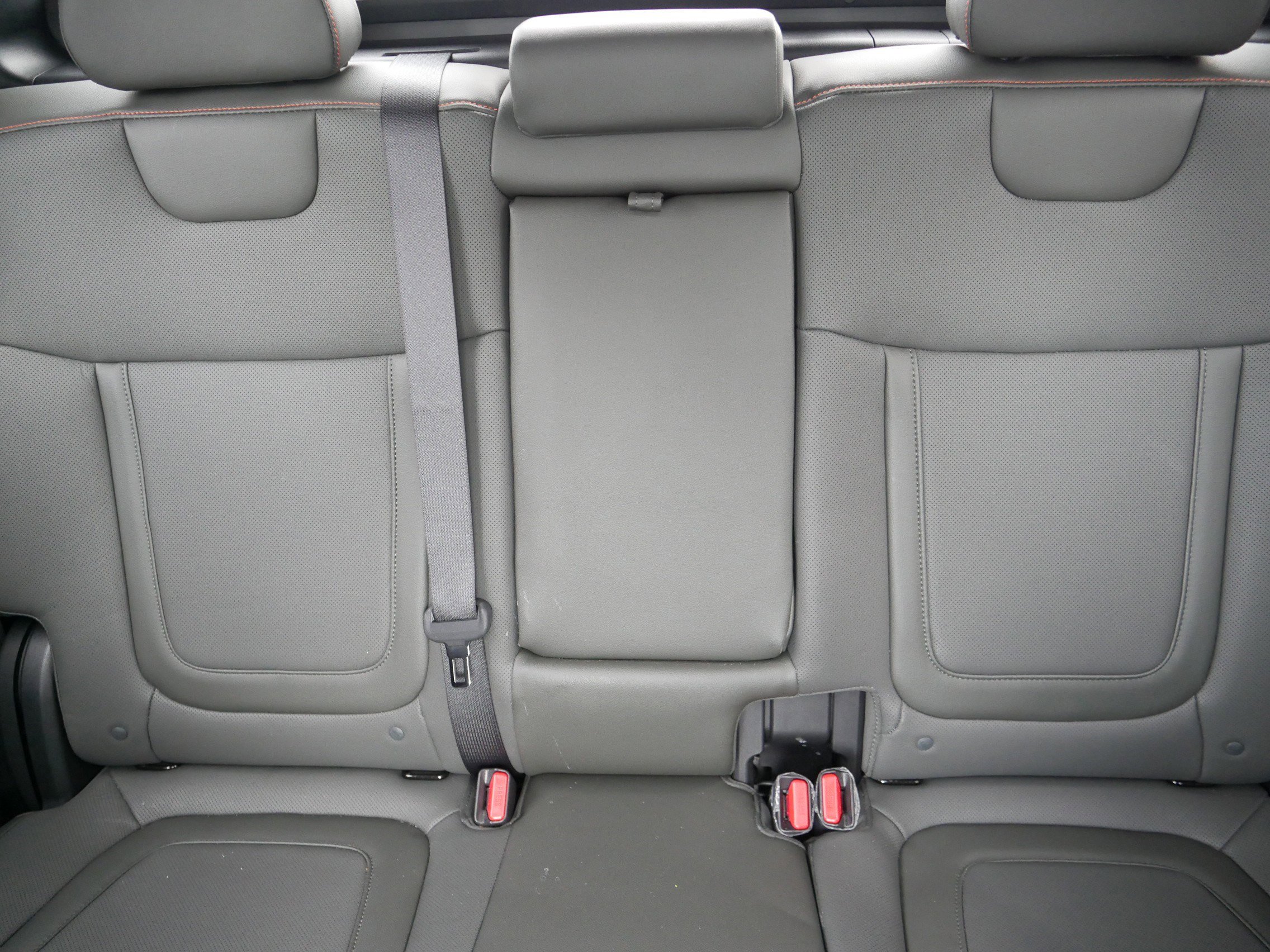 Used 2025 Hyundai Santa Cruz Limited image 13