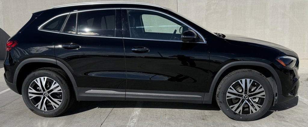 Used 2025 Mercedes-Benz GLA 250 image 3