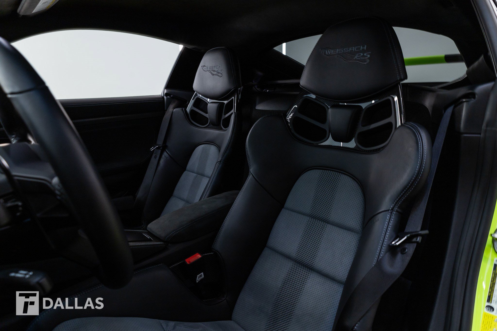 Used 2024 Porsche 718 Cayman GT4 RS RWD image 3