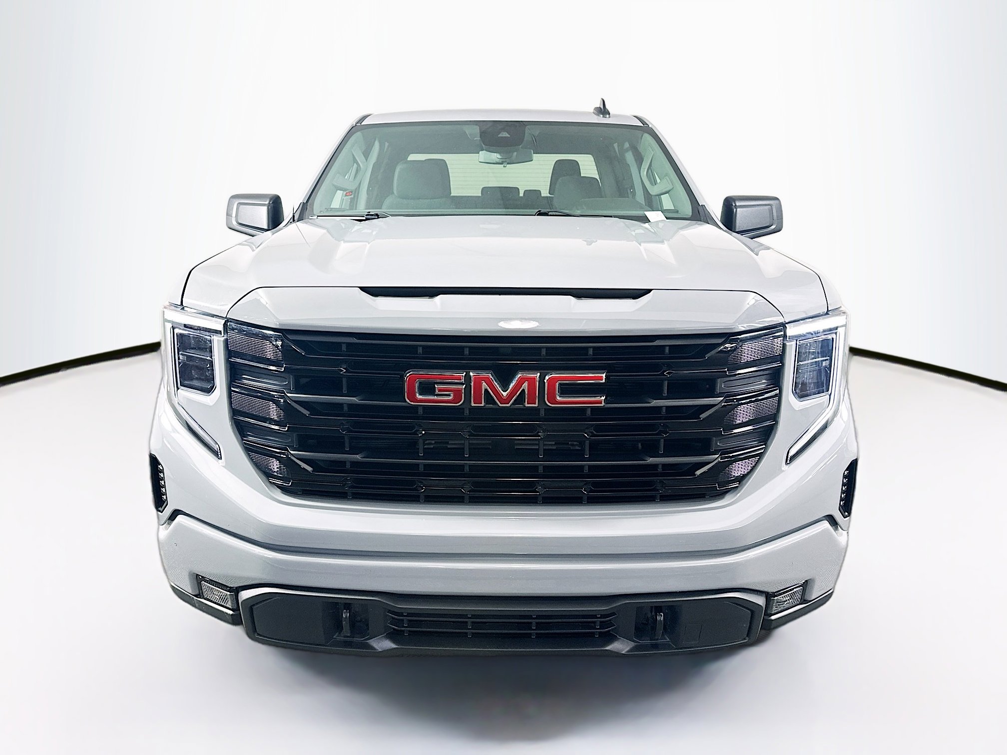 Used 2024 GMC Sierra 1500 Elevation image 2