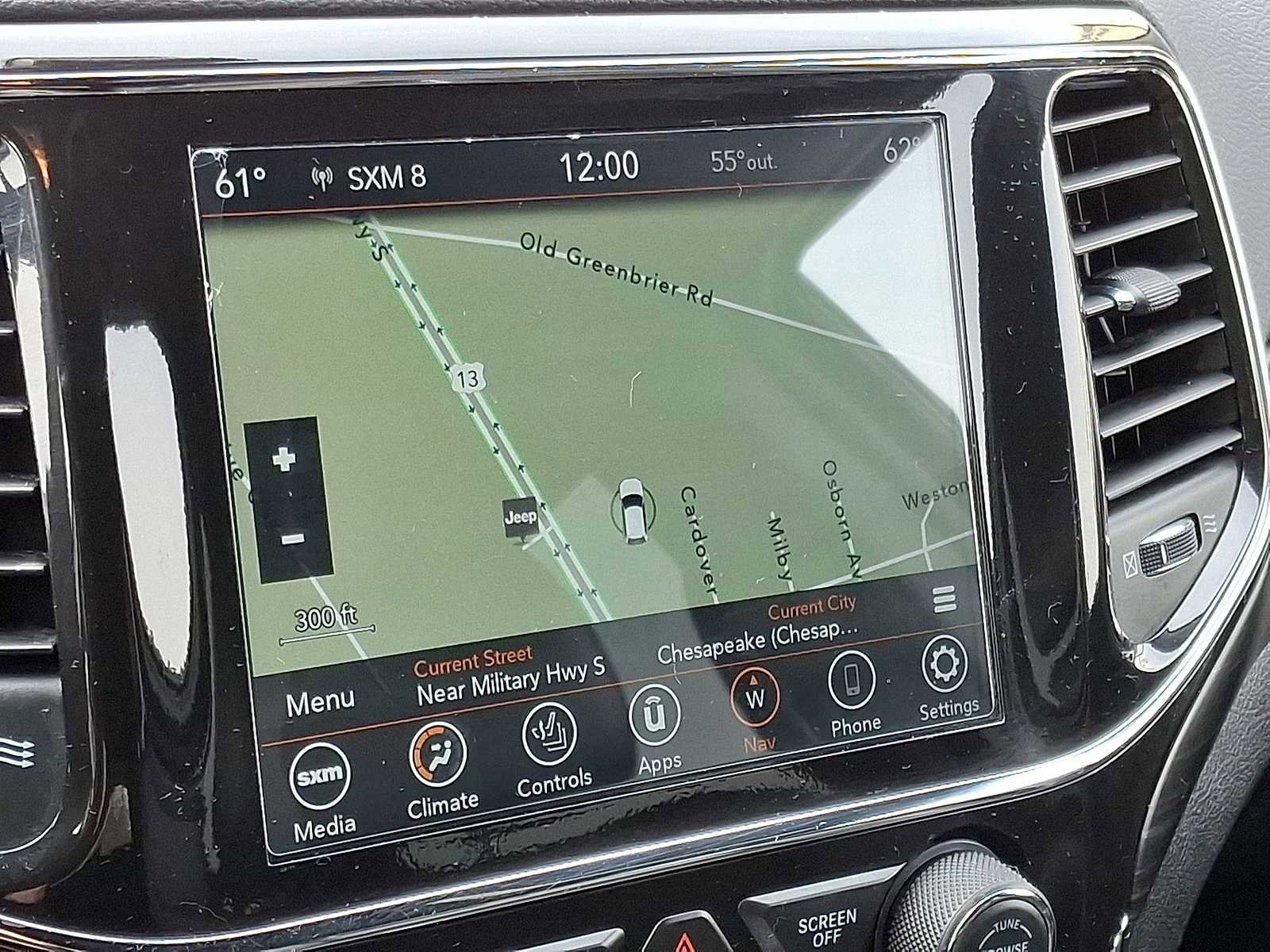 Used 2022 Jeep Grand Cherokee Laredo X image 20