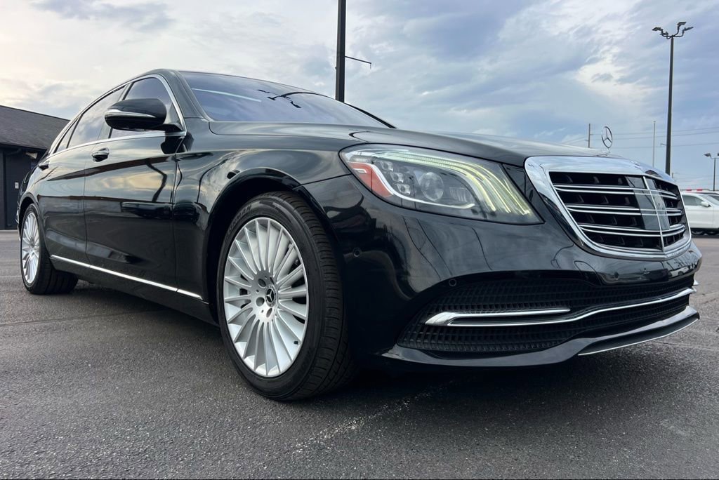 Used 2018 Mercedes-Benz S 560 Sedan image 11