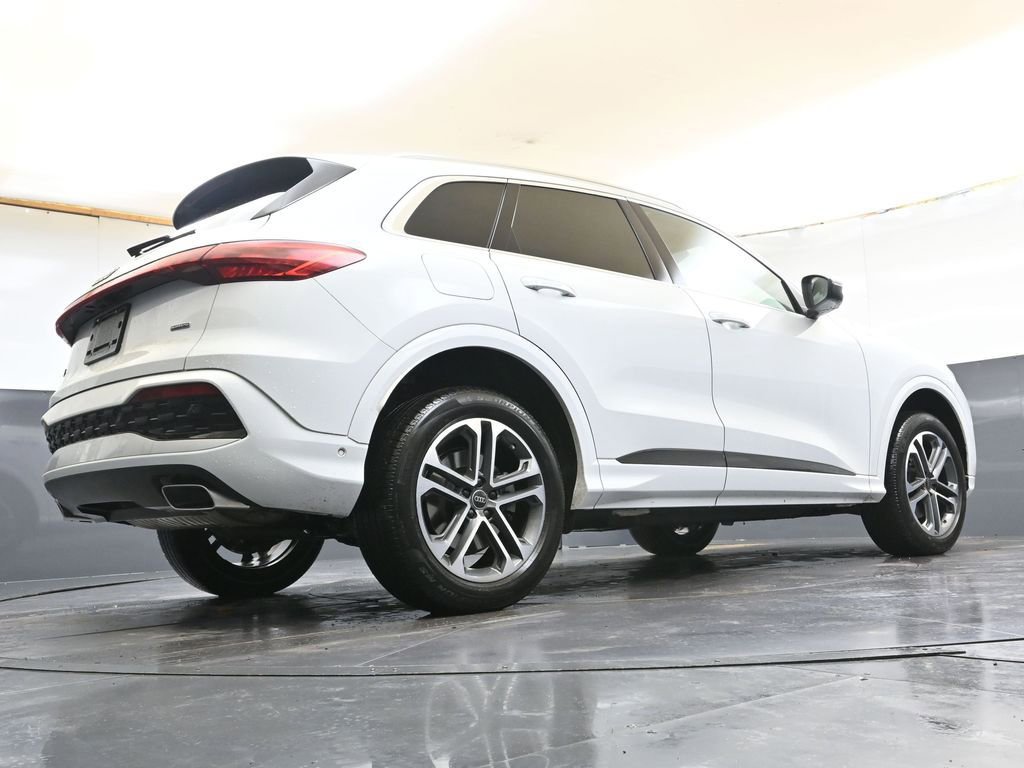 Certified 2025 Audi Q5 Premium Plus w/ Premium Plus image 41