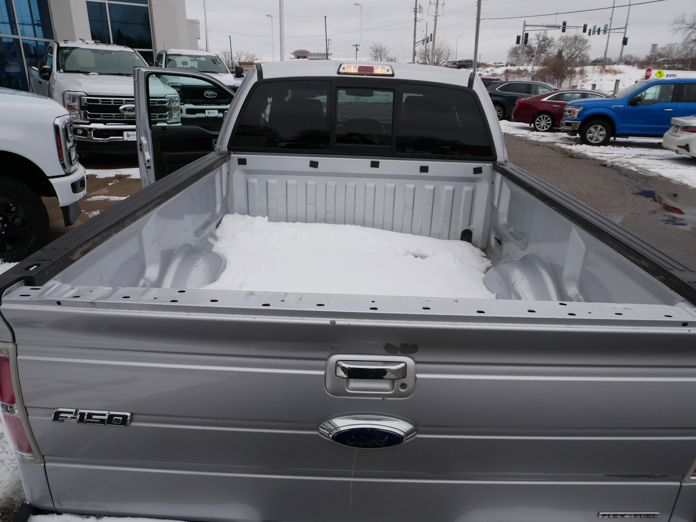Used 2012 Ford F150 Lariat w/ Lariat Chrome Pkg image 8
