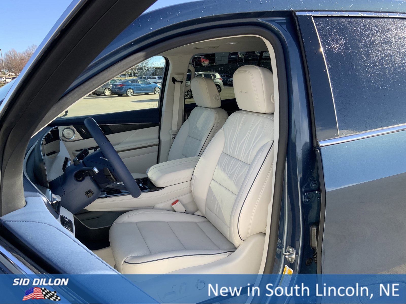 New 2026 Buick Enclave Avenir image 9