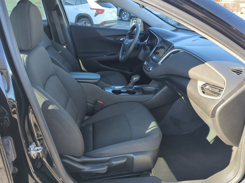 Certified 2023 Chevrolet Malibu LT image 29