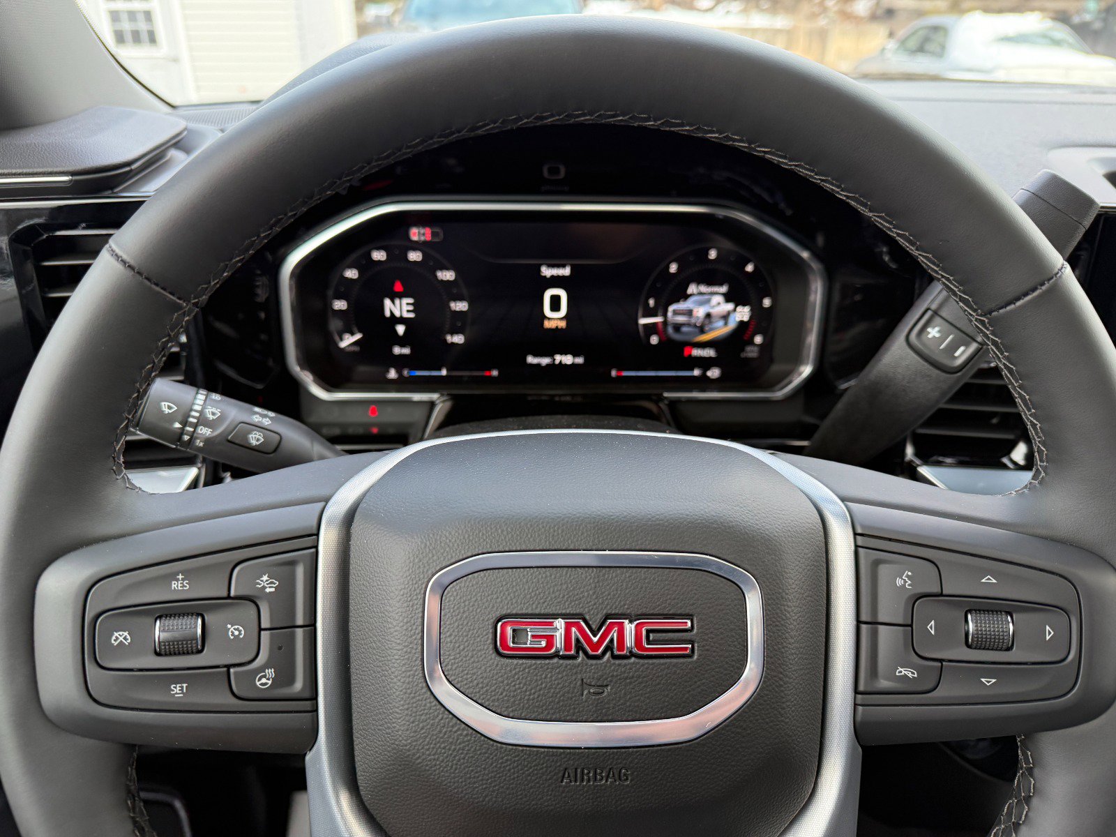 New 2026 GMC Sierra 2500 SLT w/ SLT Convenience Package image 27