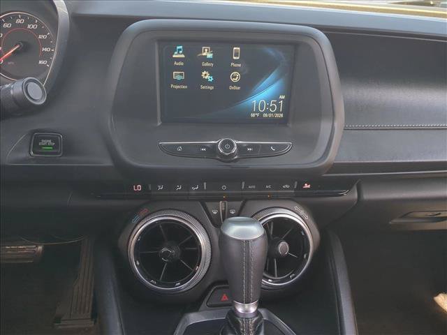 Used 2018 Chevrolet Camaro LT RWD image 14