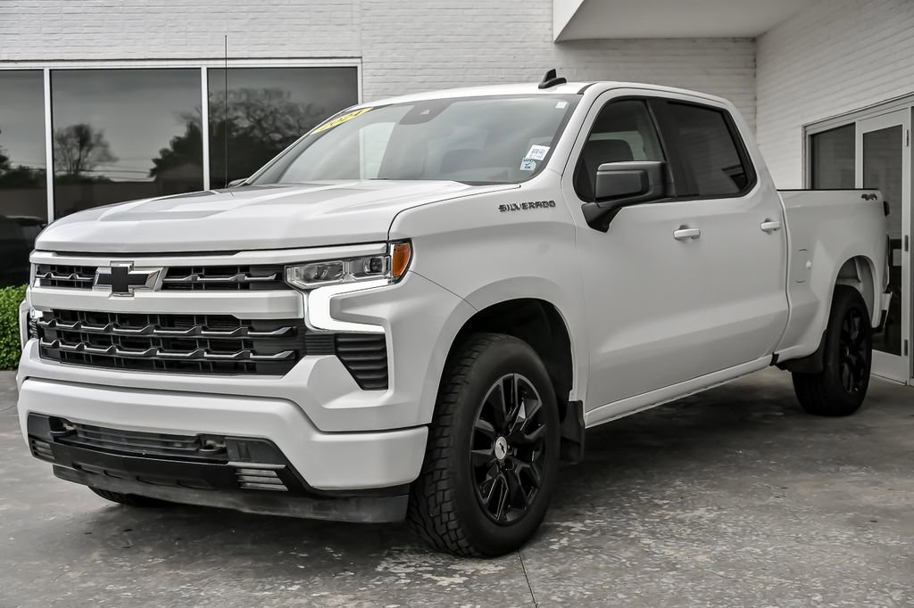 Used 2024 Chevrolet Silverado 1500 RST AWD/4WD image 6