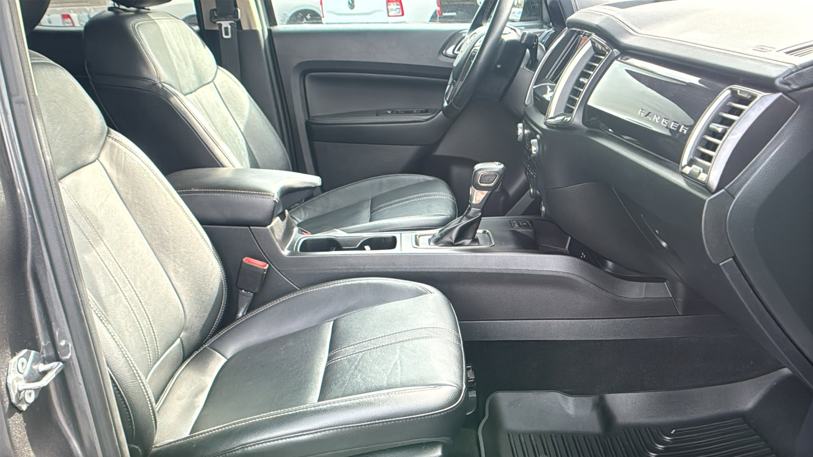 Used 2020 Ford Ranger Lariat w/ Trailer Tow Package image 14