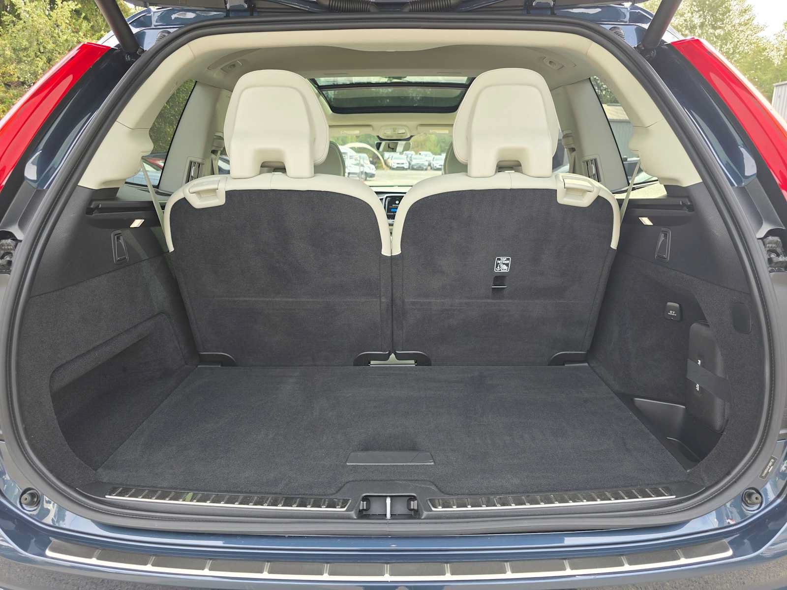 Used 2023 Volvo XC90 T8 Ultimate w/ Protection Package Premier AWD/4WD image 15