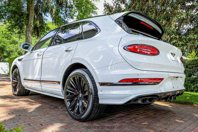 Used 2023 Bentley Bentayga Speed AWD/4WD image 6