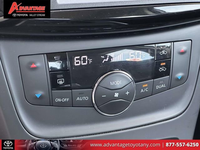 Used 2019 Nissan Sentra SV FWD image 34