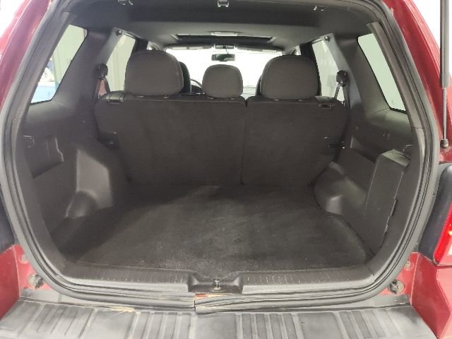 Used 2011 Ford Escape XLT w/ 202A Rapid Spec Order Code AWD/4WD image 17
