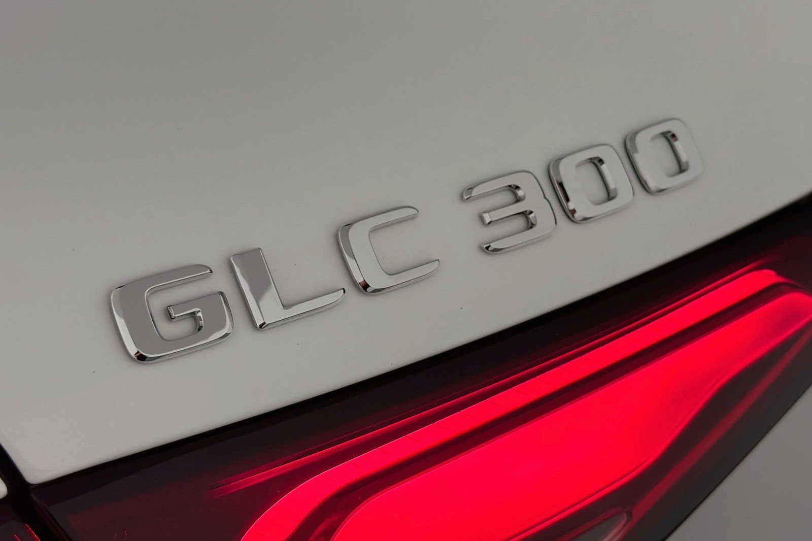 Certified 2026 Mercedes-Benz GLC 300 image 10