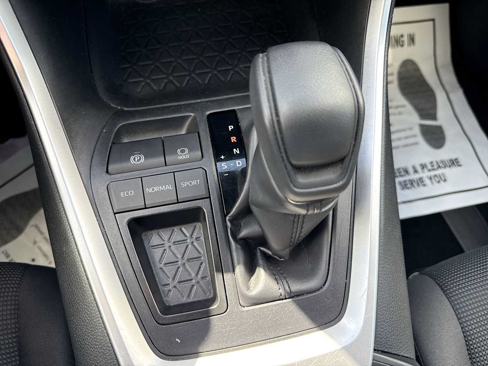 Used 2023 Toyota RAV4 LE FWD image 19