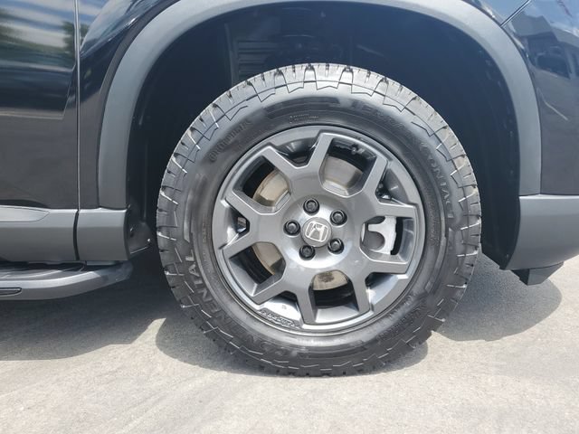Certified 2025 Honda Pilot TrailSport image 6