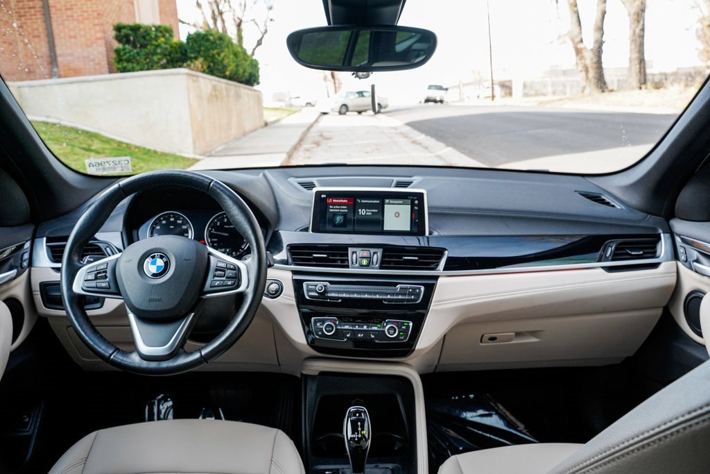 Used 2022 BMW X1 xDrive28i w/ Convenience Package image 11