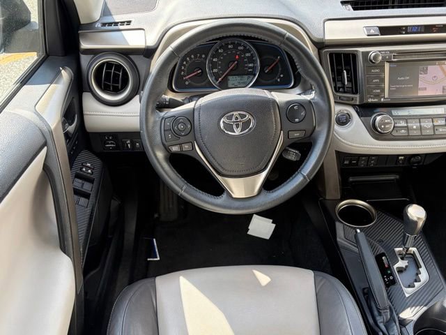 Used 2014 Toyota RAV4 Limited w/ Technology Package image 37