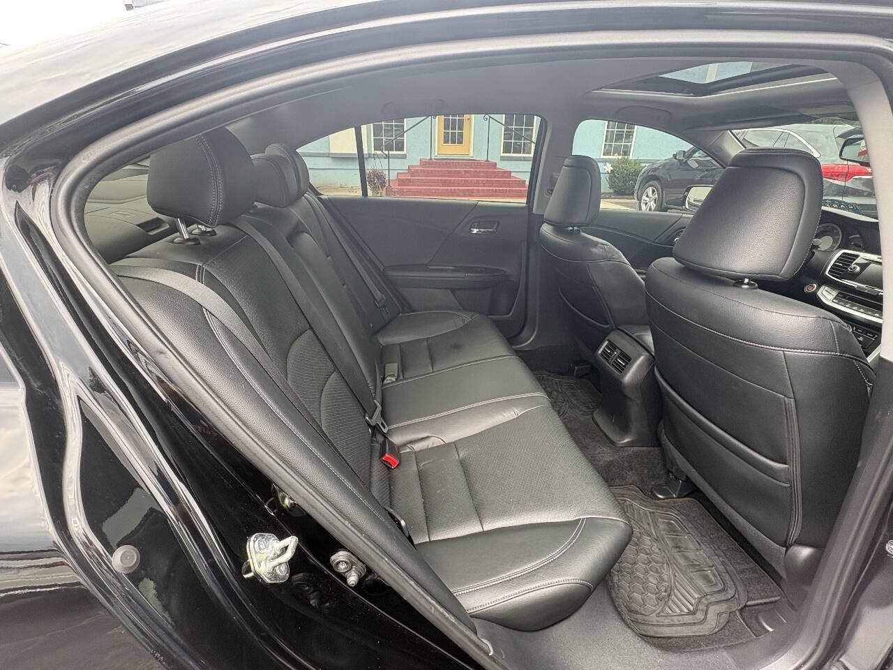 Used 2015 Honda Accord EX-L image 18