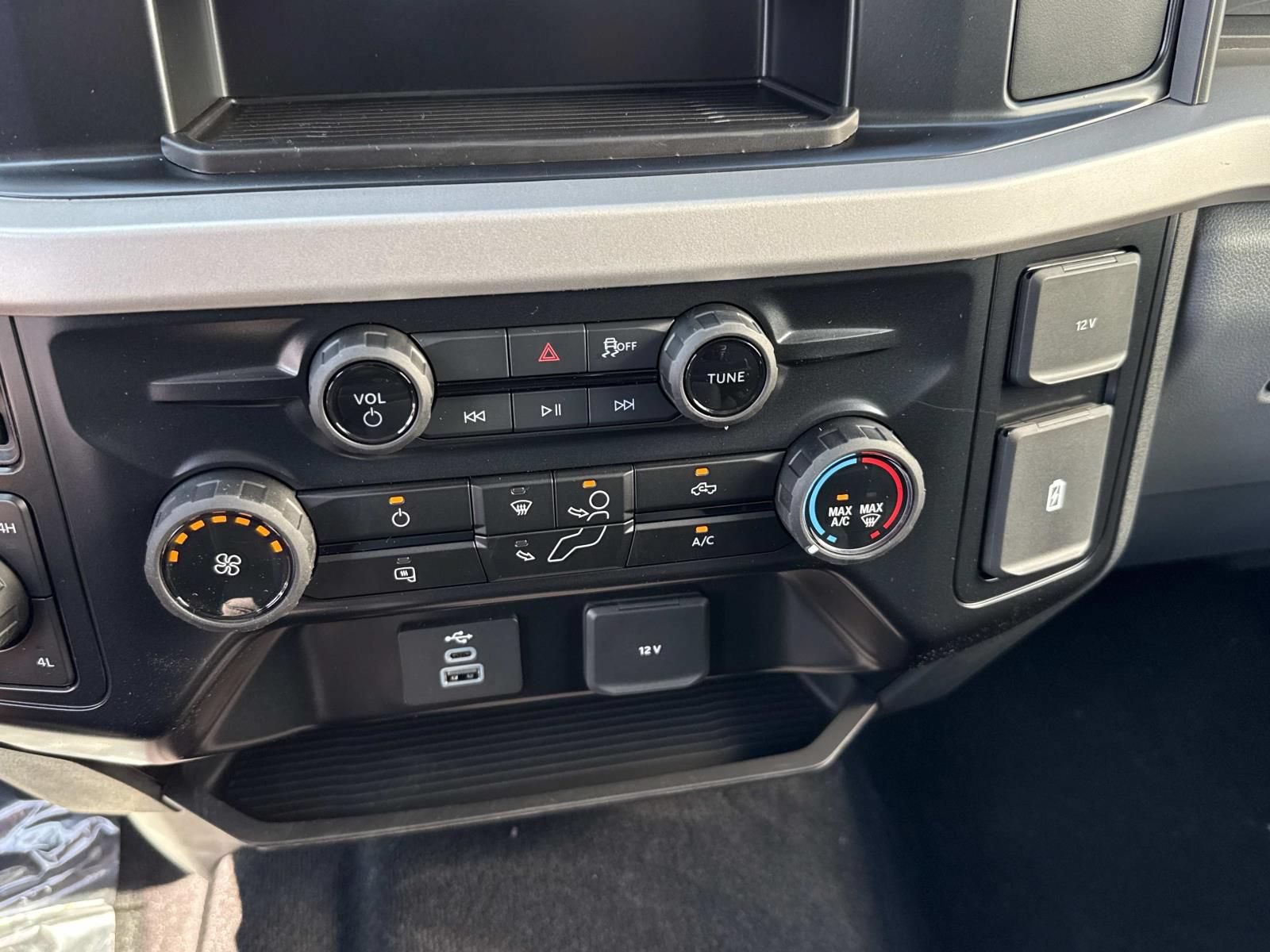 New 2026 Ford F250 XL w/ STX Appearance Package AWD/4WD image 16