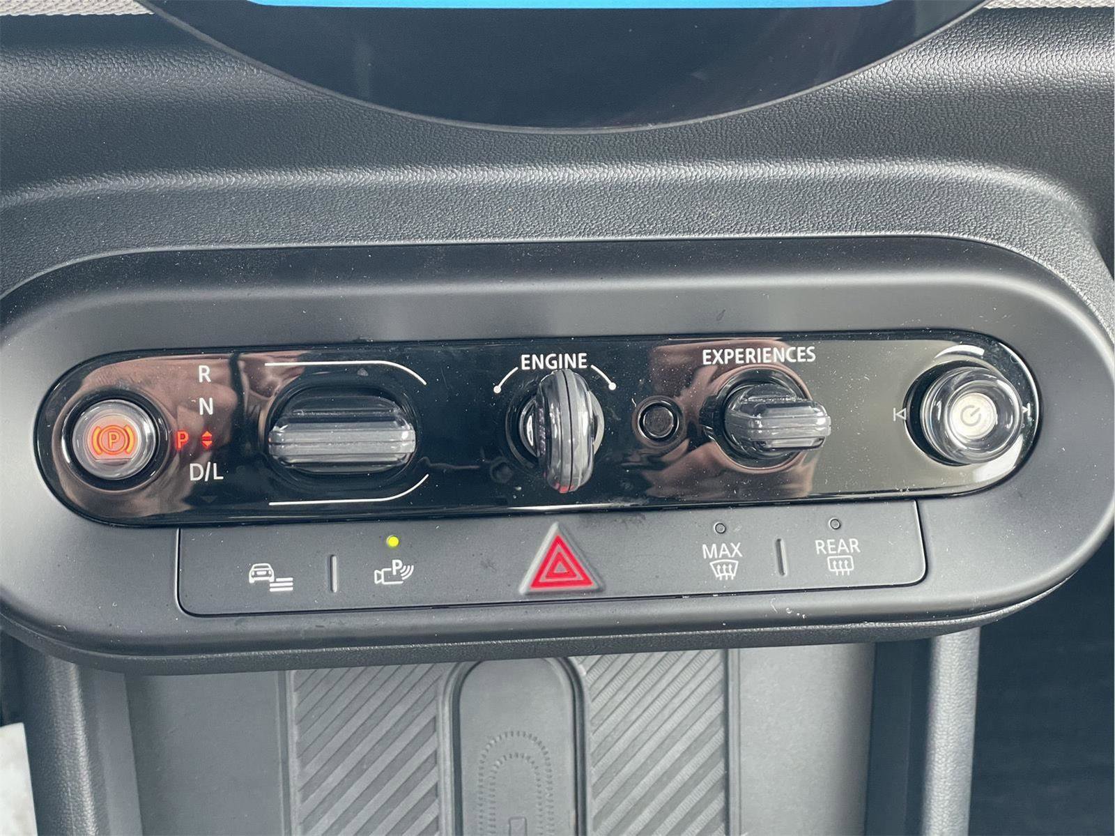 Used 2025 MINI Cooper S image 27