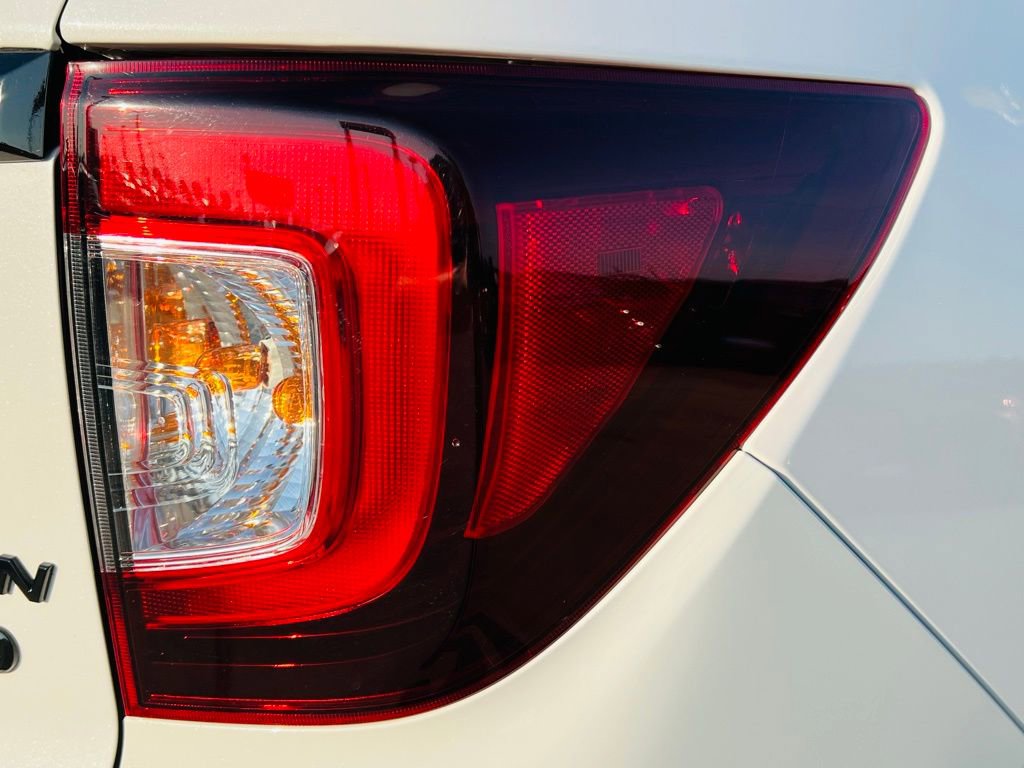 Used 2025 Honda Passport Black Edition image 8
