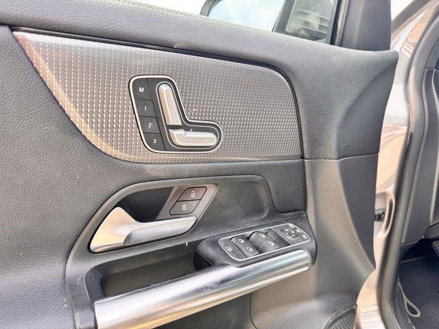 Certified 2022 Mercedes-Benz GLA 250 image 6