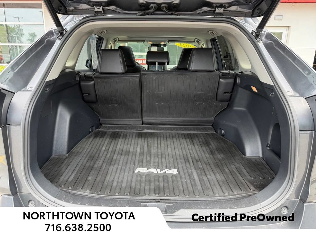 Used 2021 Toyota RAV4 XLE Premium AWD/4WD image 14