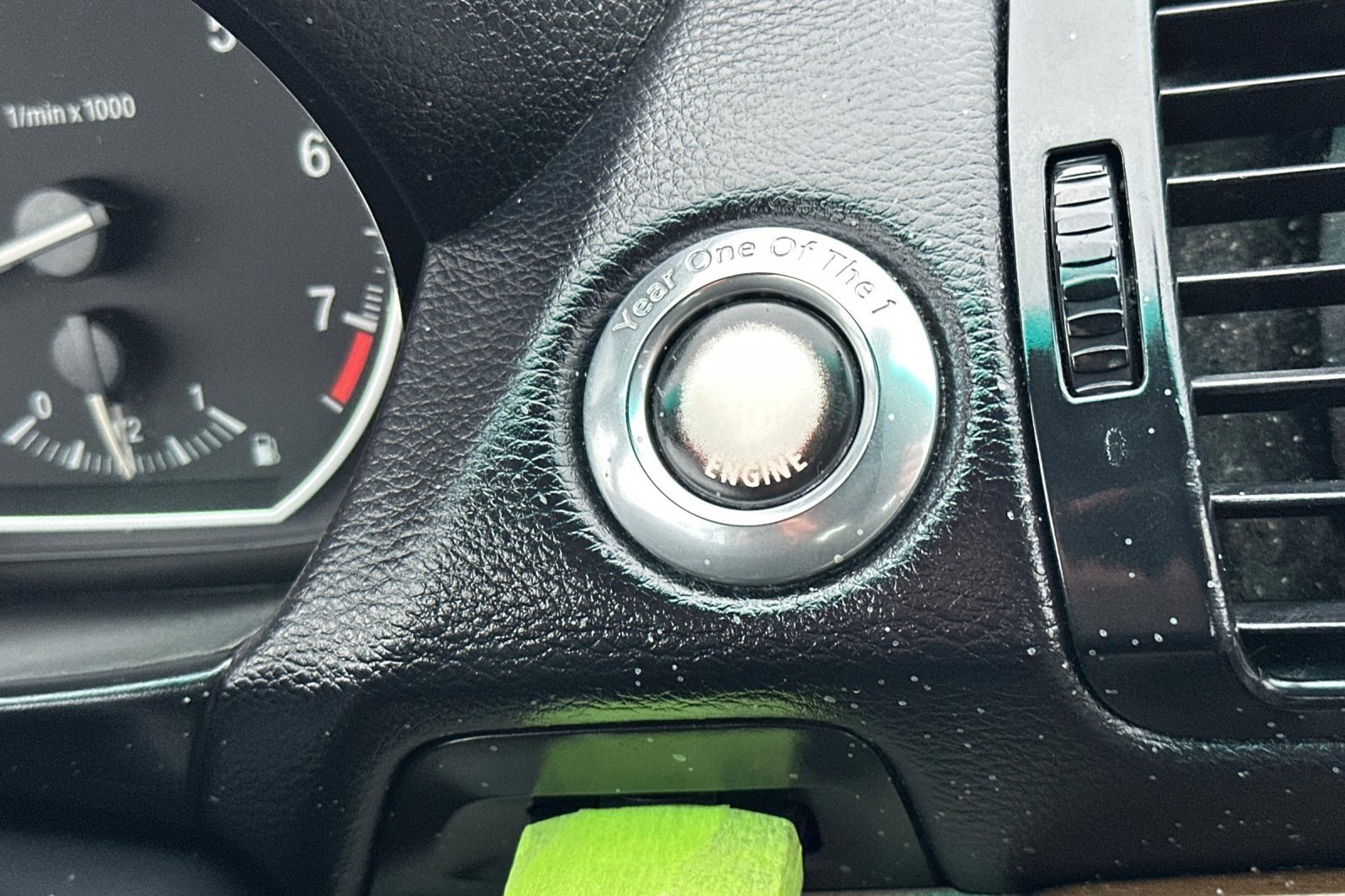 Used 2009 BMW 128i Convertible image 21