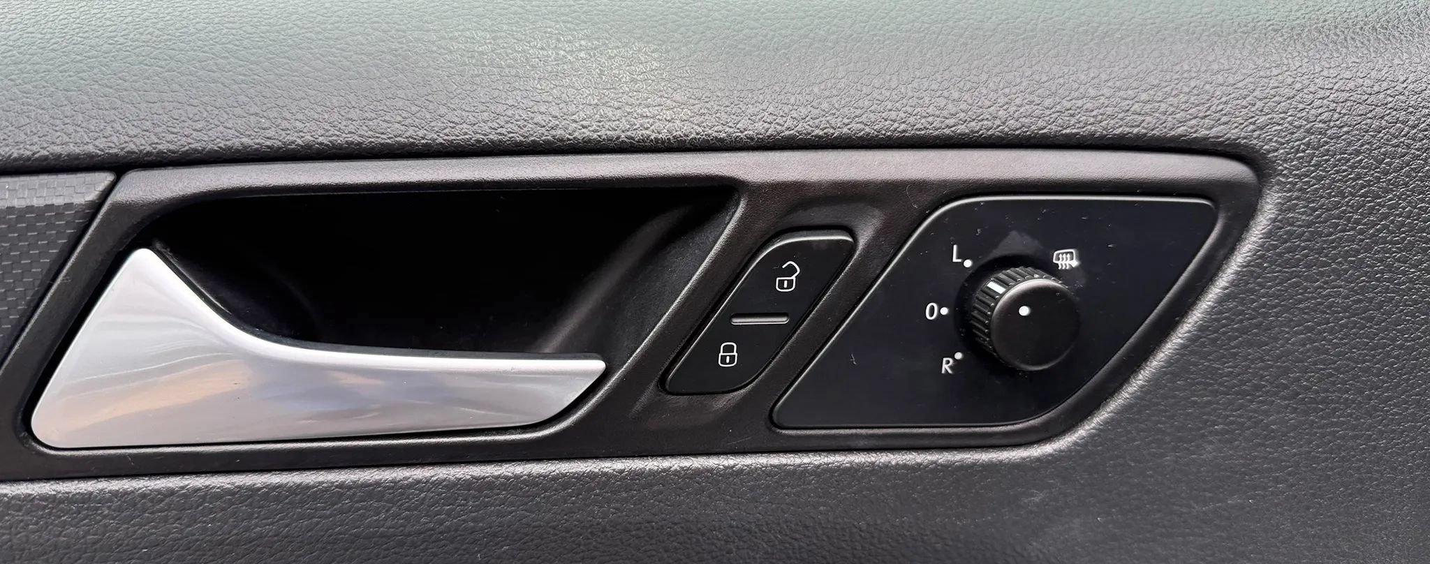 Used 2014 Volkswagen Jetta SE FWD image 18