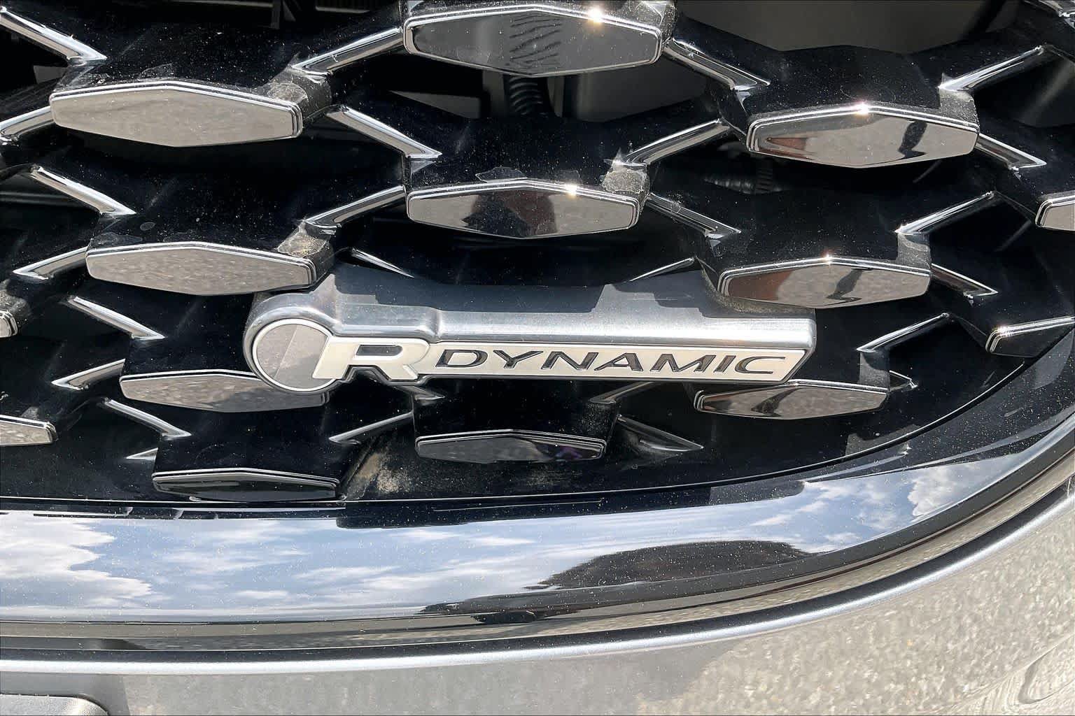Used 2025 Jaguar F-PACE R-Dynamic S AWD/4WD image 9