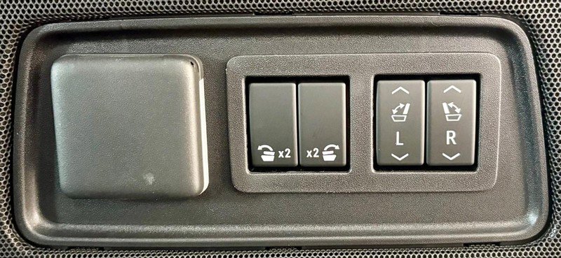 New 2026 Cadillac Escalade V image 7