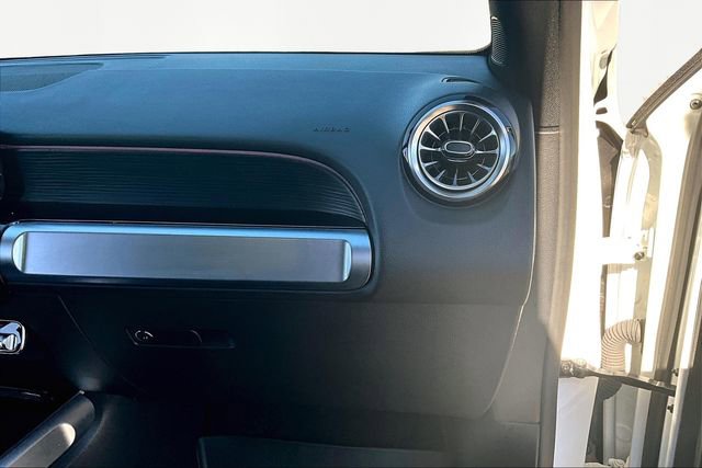 Used 2023 Mercedes-Benz GLB 250 GLB 250 image 19