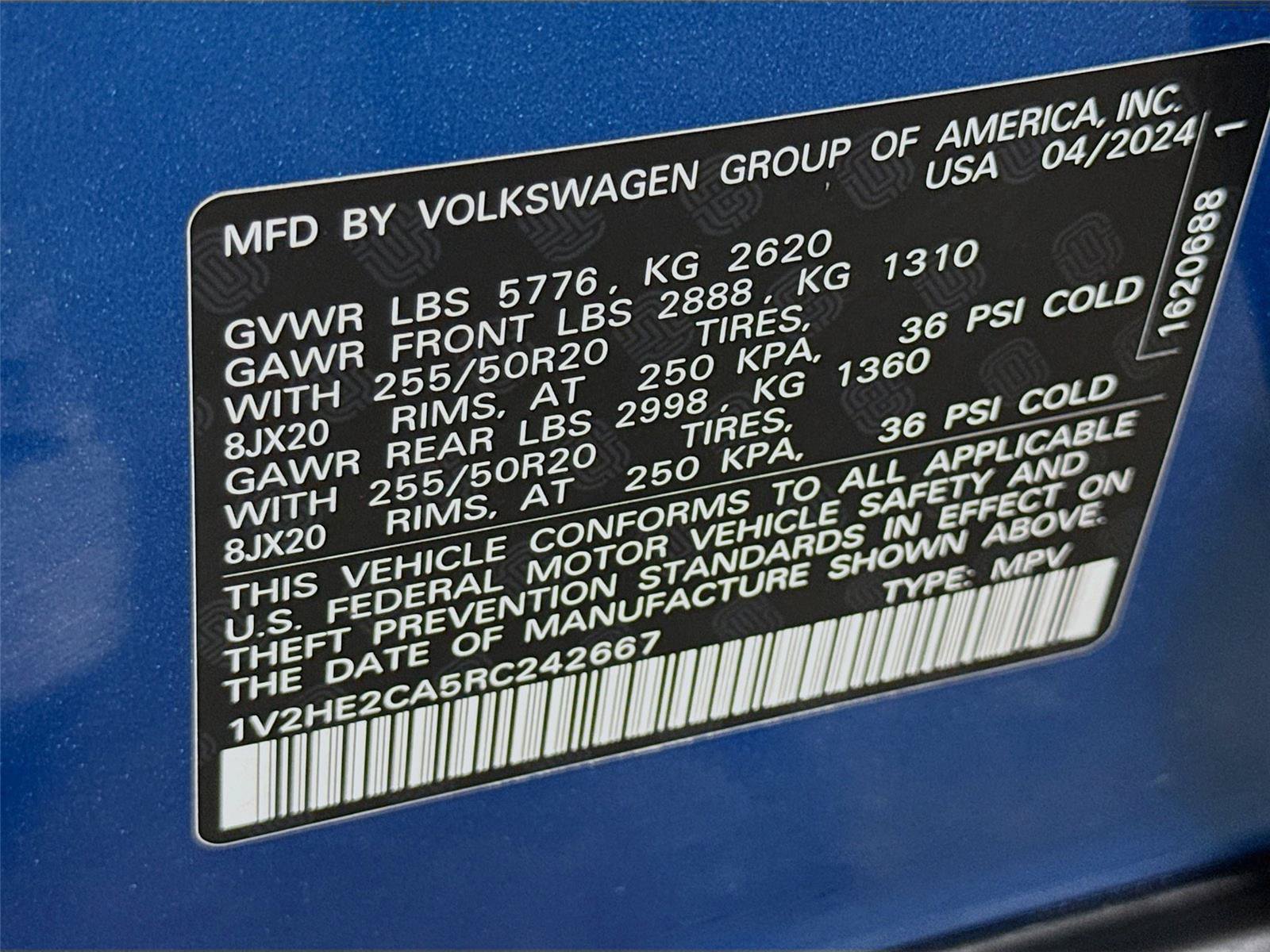 Used 2024 Volkswagen Atlas Cross Sport SE AWD/4WD image 32