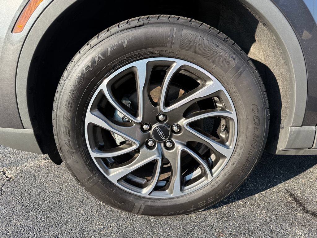 Used 2020 Lincoln Corsair FWD w/ Equipment Group 101A image 13