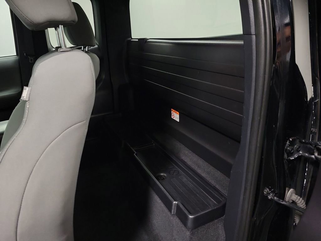 Used 2020 Toyota Tacoma SR image 22