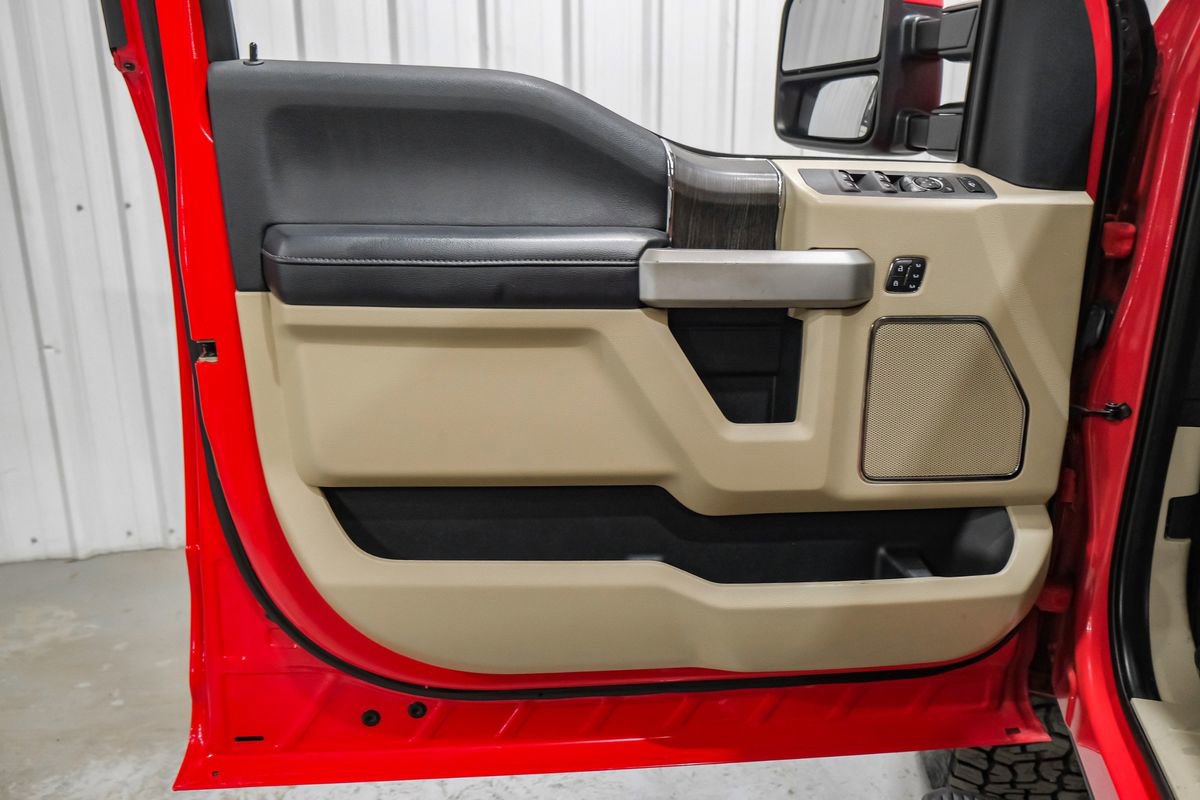 Used 2020 Ford F250 Lariat w/ Lariat Ultimate Package AWD/4WD image 44