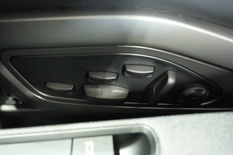 Used 2023 Porsche 911 Carrera GTS image 35