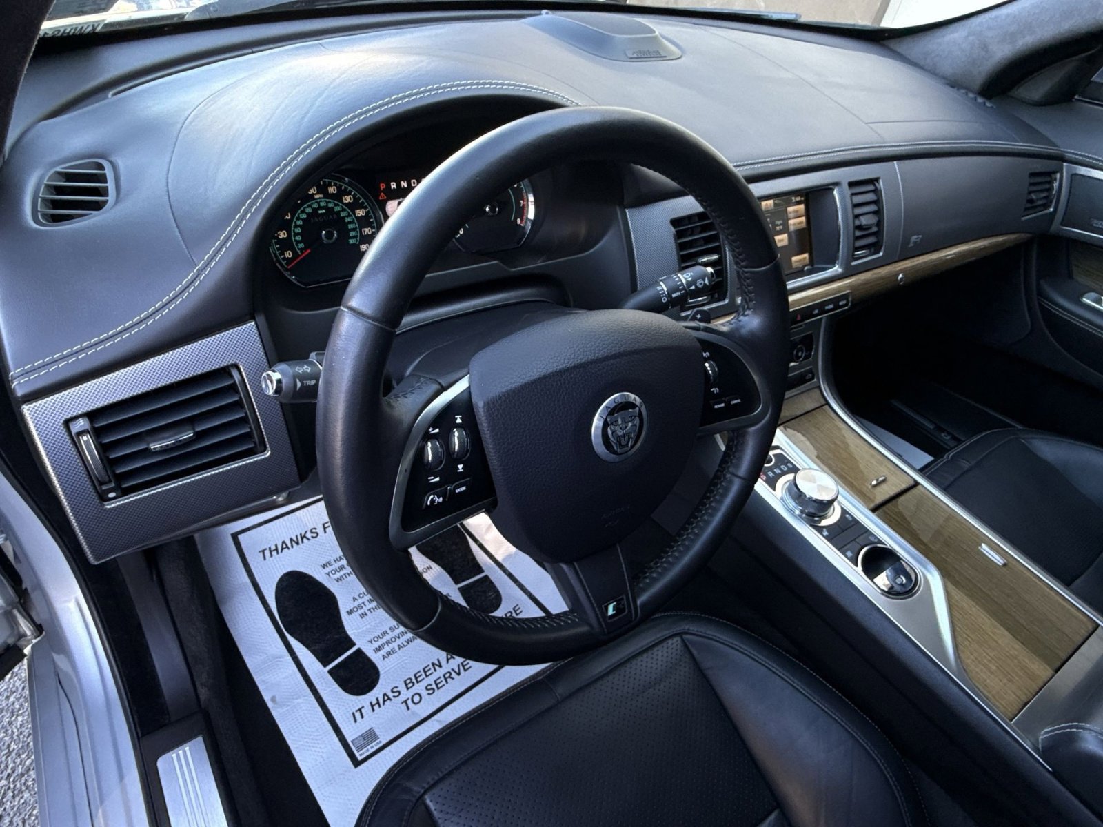 Used 2013 Jaguar XF R image 16