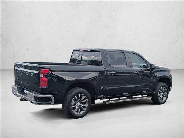 Used 2024 Chevrolet Silverado 1500 LT AWD/4WD image 5
