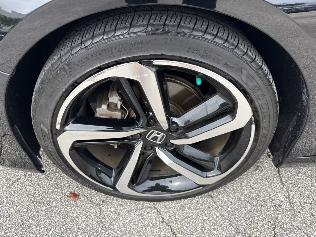 Used 2019 Honda Accord Sport image 10
