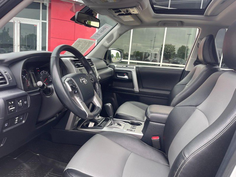 Used 2023 Toyota 4Runner SR5 Premium w/ Moonroof Package AWD/4WD image 18