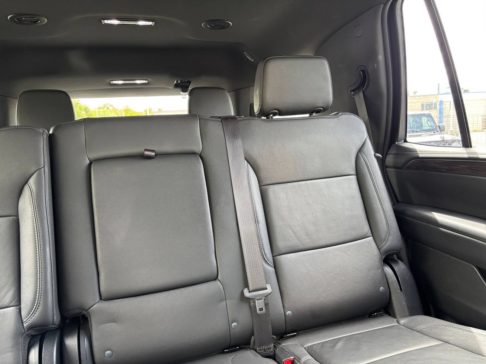 Used 2023 Chevrolet Tahoe LT w/ Luxury Package AWD/4WD image 40