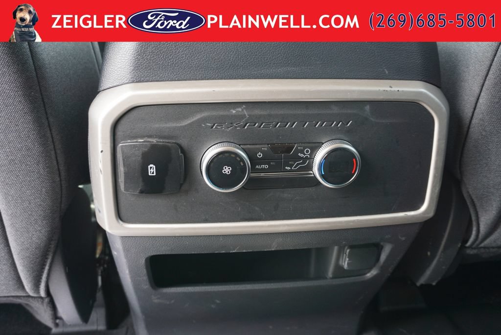 Used 2024 Ford Expedition XLT AWD/4WD image 14
